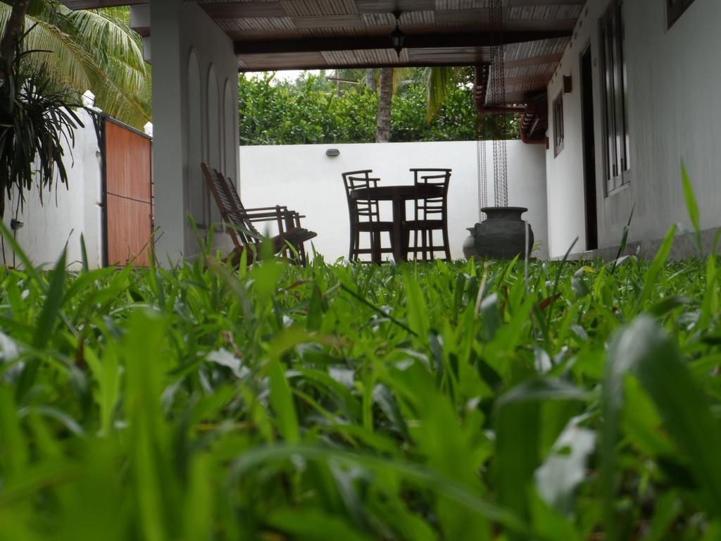 Summer Dew Villa Talpe Rum bild